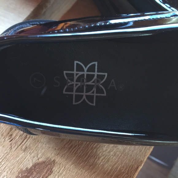 Black Patent Leather Loafers with Chain Detail - Picture 5 of 6